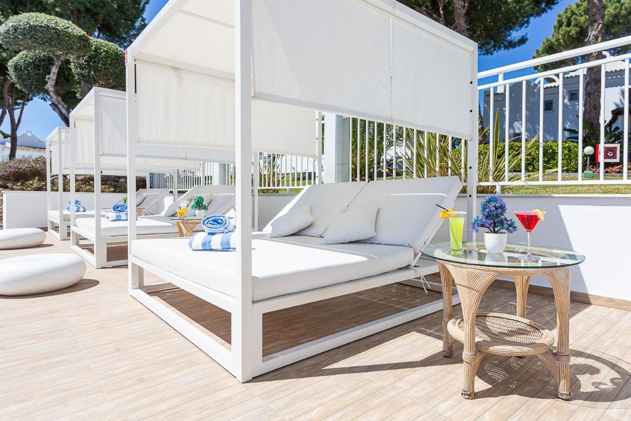 Pool & Whirlpool Sauna *