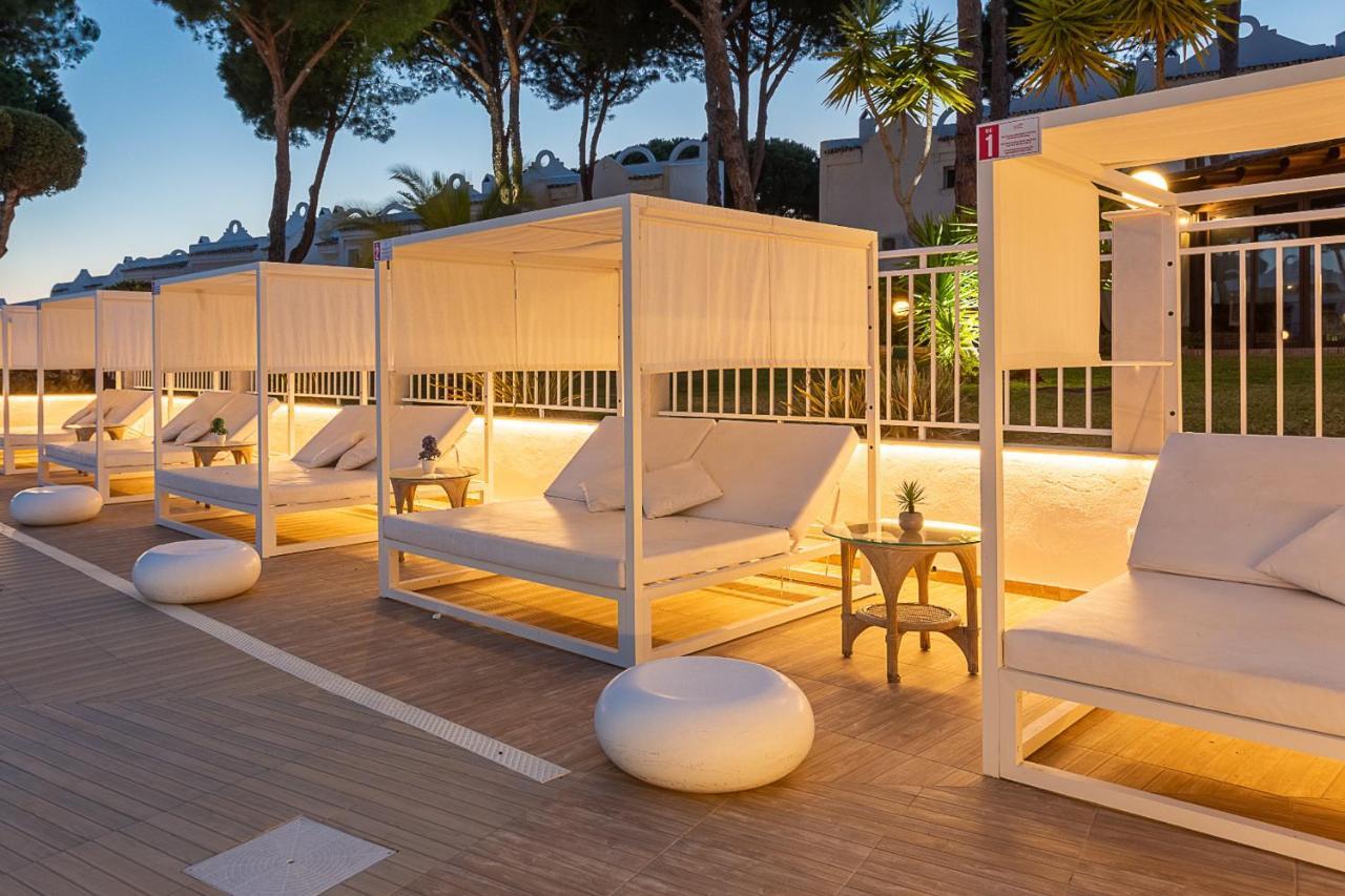 Pool & Whirlpool Sauna